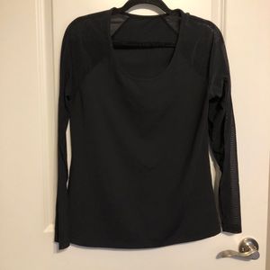 Fabletics Workout Long Sleeve Top